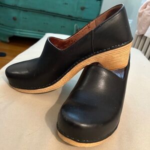 Dansko clogs size 39